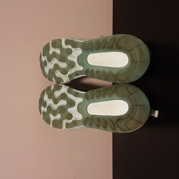Nike Air Max 270 React in Teal and Beige Size 11. - Picture 11 of 14